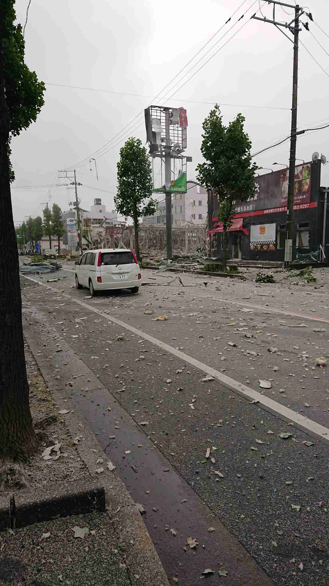 福島 郡山で爆発音と通報 建物に被害 少なくとも10人けが 消防