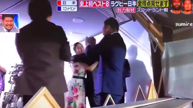 舘ひろしが石原プロ解散発表後、初の公の場　今後については「渡次第」「ゆっくり話し合って」