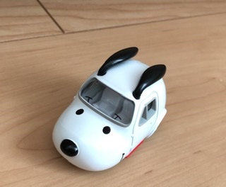 スヌーピーのグッズ見せて下さい!