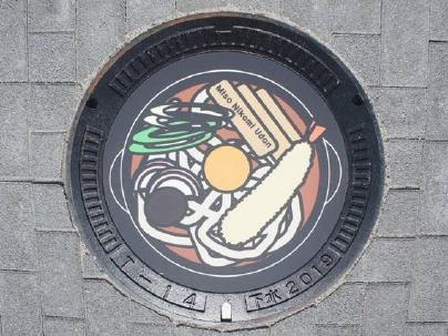 日本各地、様々なマンホールを貼るトピ♪