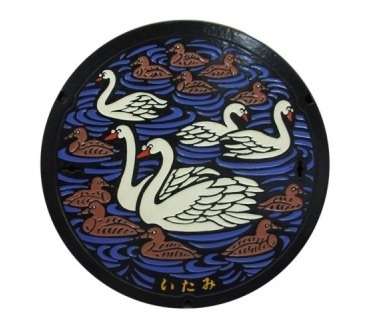 日本各地、様々なマンホールを貼るトピ♪