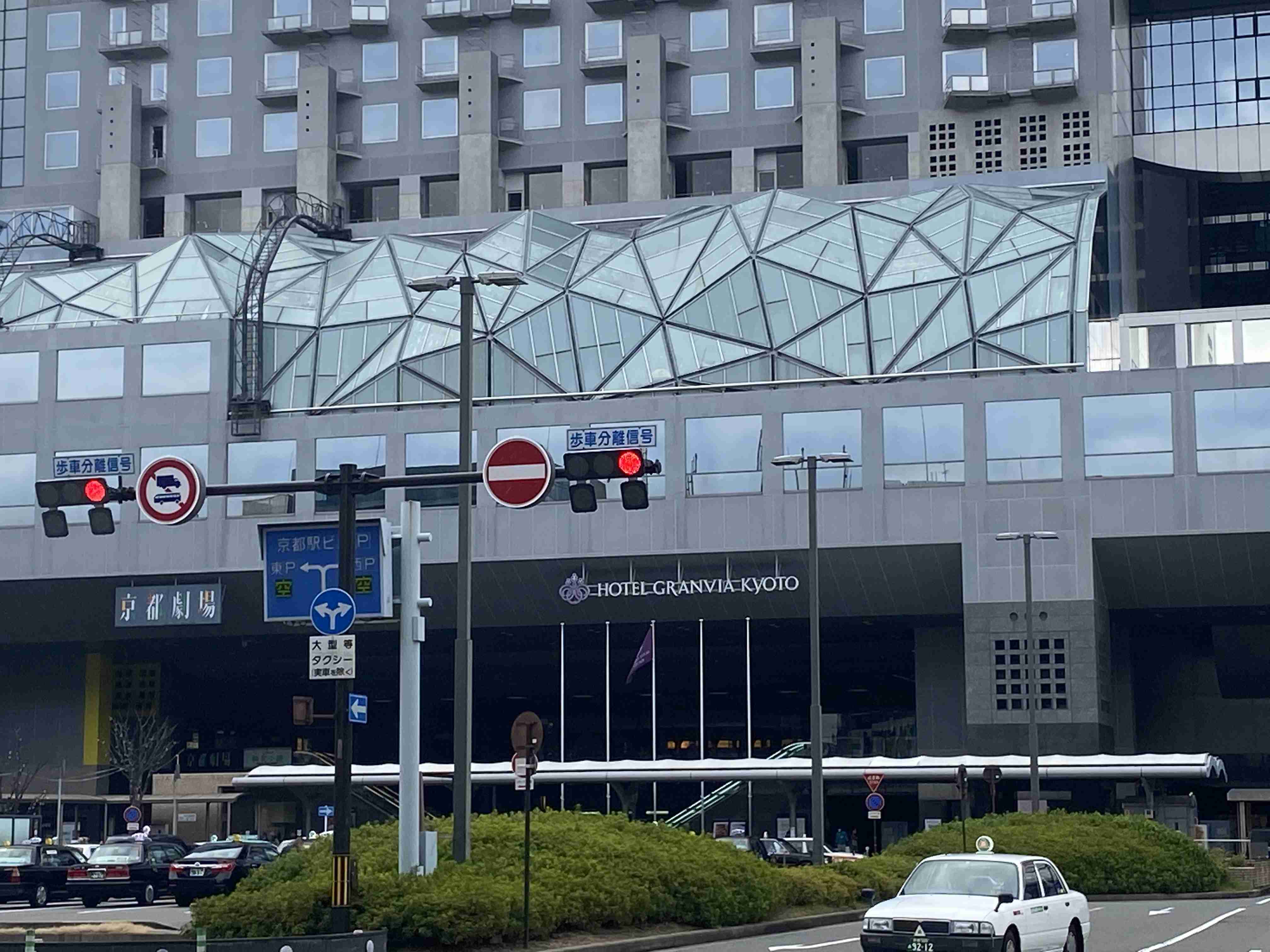 最寄駅の駅ビルの紹介トピ
