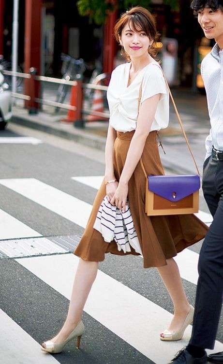 オフィスカジュアルのモテ服教えてください！