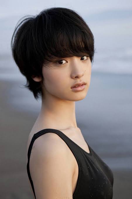 「剛力彩芽」独立へ　前澤友作氏支援で子会社を設立、「アンビリバボー」降板か