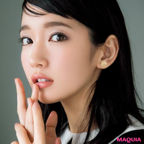 綺麗なアイメイク画像ください