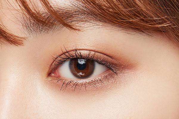 綺麗なアイメイク画像ください