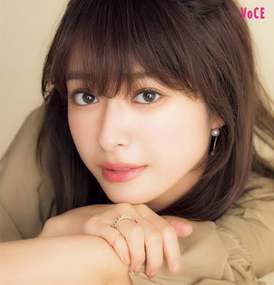 綺麗なアイメイク画像ください