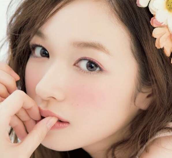 綺麗なアイメイク画像ください