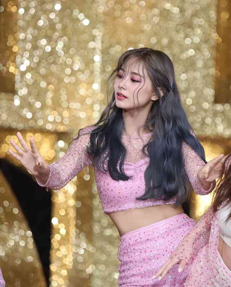 綺麗なアイメイク画像ください