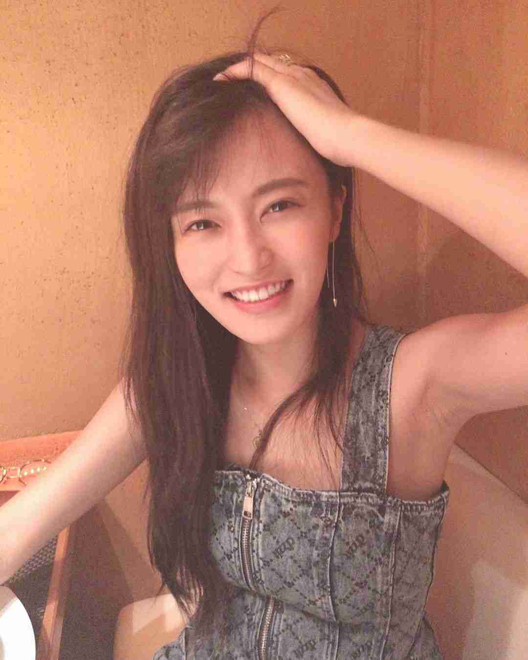 小島瑠璃子　19歳上キングダム漫画家・原泰久氏と「福岡縁結び連泊愛」
