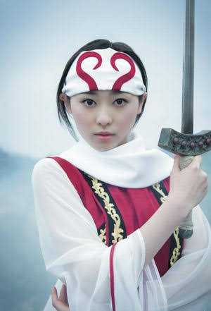 小島瑠璃子　19歳上キングダム漫画家・原泰久氏と「福岡縁結び連泊愛」