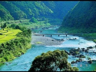 日本のキレイな、海、川、湖、滝が見たい