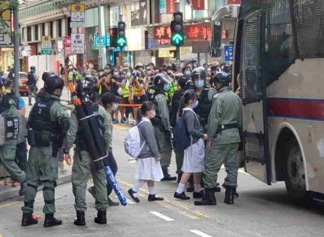 習主席国賓来日の中止要請　香港国家安全法で自民が非難決議へ