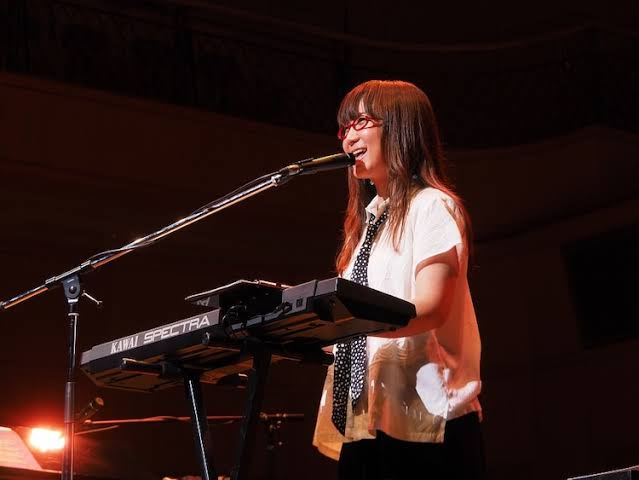 好きな歌声のアーティストだったらプラス