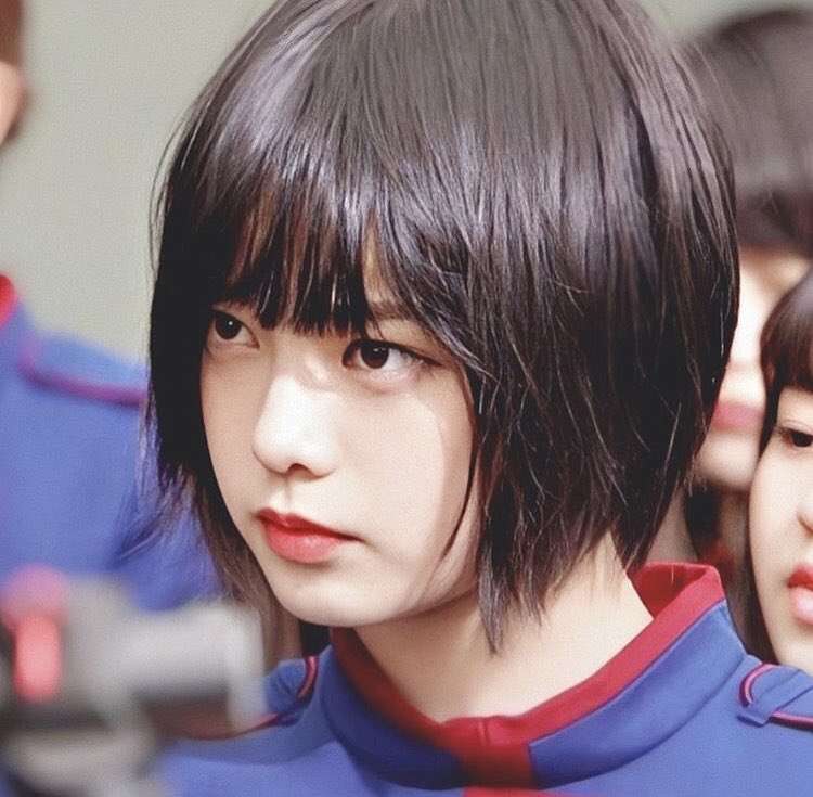 元欅坂46・平手友梨奈、蜷川実花さんインスタに登場「ほんと素敵でした」