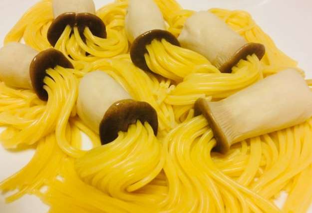 わずか数秒！そうめんの帯はほどかなくてもいい　数本抜くだけでスグ茹でられる方法が「天才」「何やってたの！？今までの私」