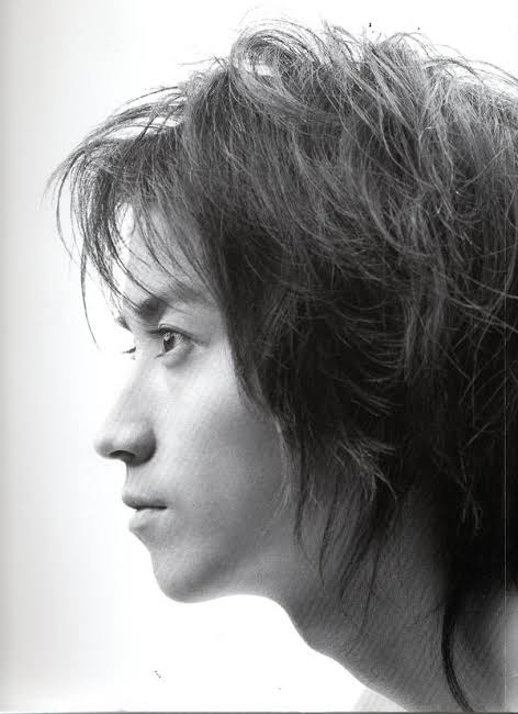 横顔が綺麗すぎる男性芸能人