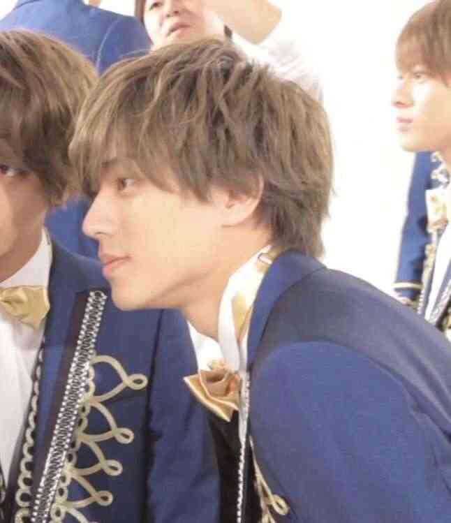 横顔が綺麗すぎる男性芸能人