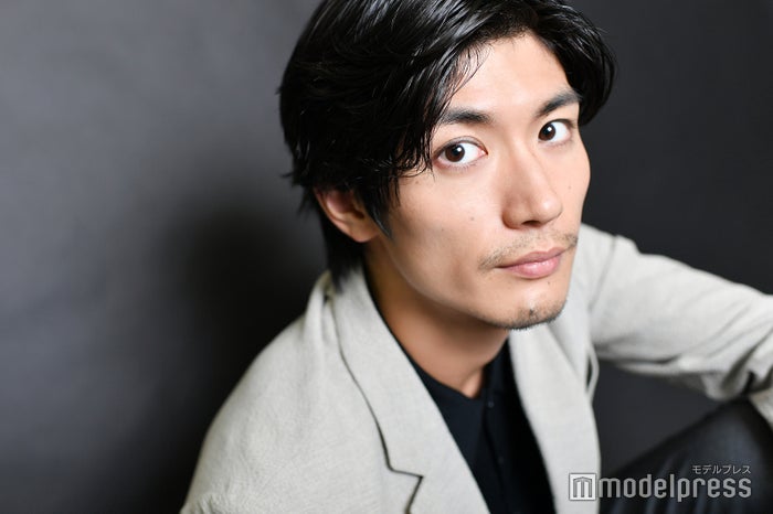 横顔が綺麗すぎる男性芸能人