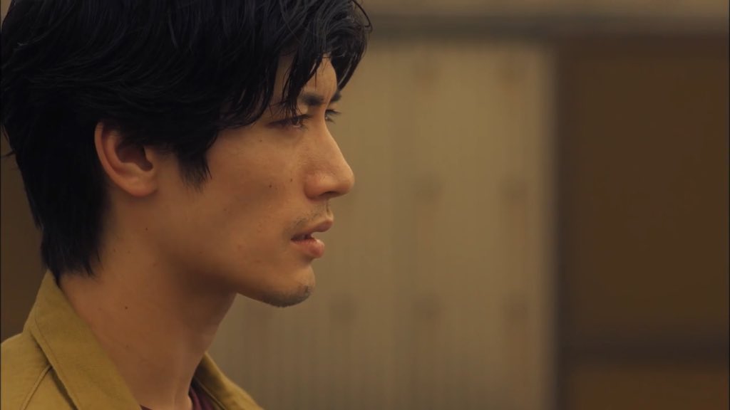 横顔が綺麗すぎる男性芸能人