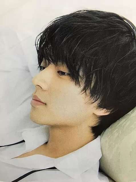 横顔が綺麗すぎる男性芸能人