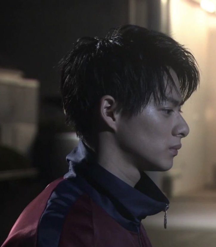 横顔が綺麗すぎる男性芸能人