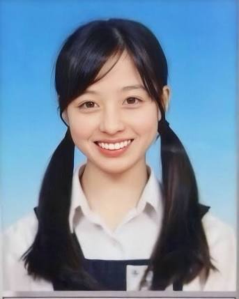 いろんな有名人の卒アルが見たい