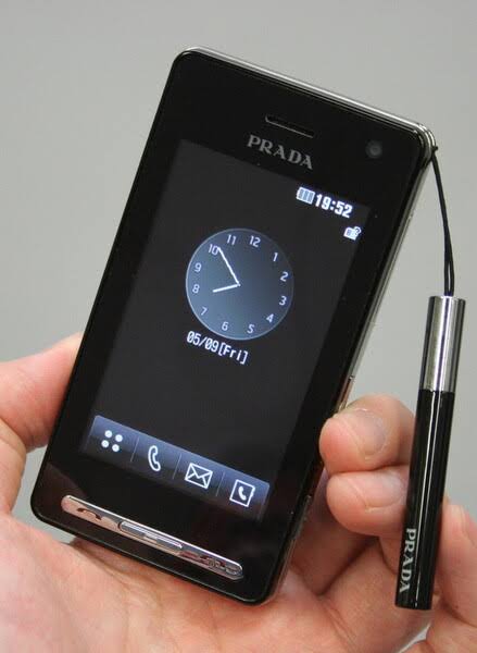 初めて持った携帯電話を晒すトピ