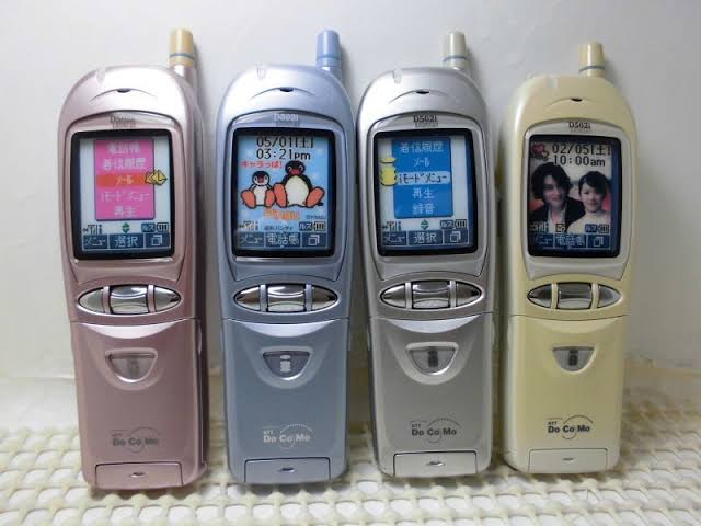 初めて持った携帯電話を晒すトピ