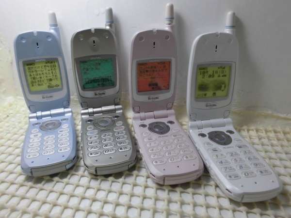 初めて持った携帯電話を晒すトピ