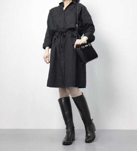 ミニスカートは何歳までですか？