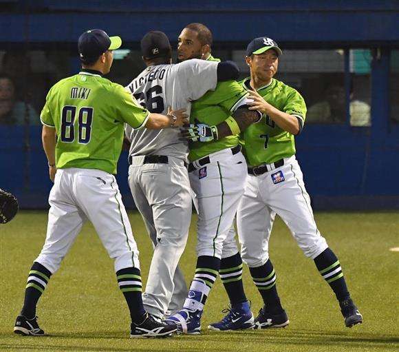 いろんなプロ野球選手の画像が見たい❗