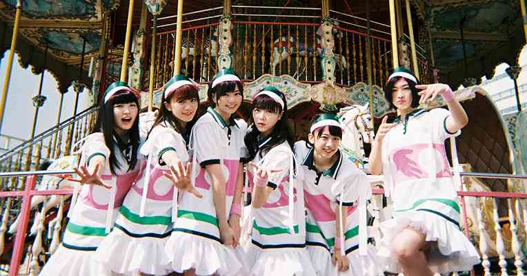 女性アイドルの夏衣装がみたい！