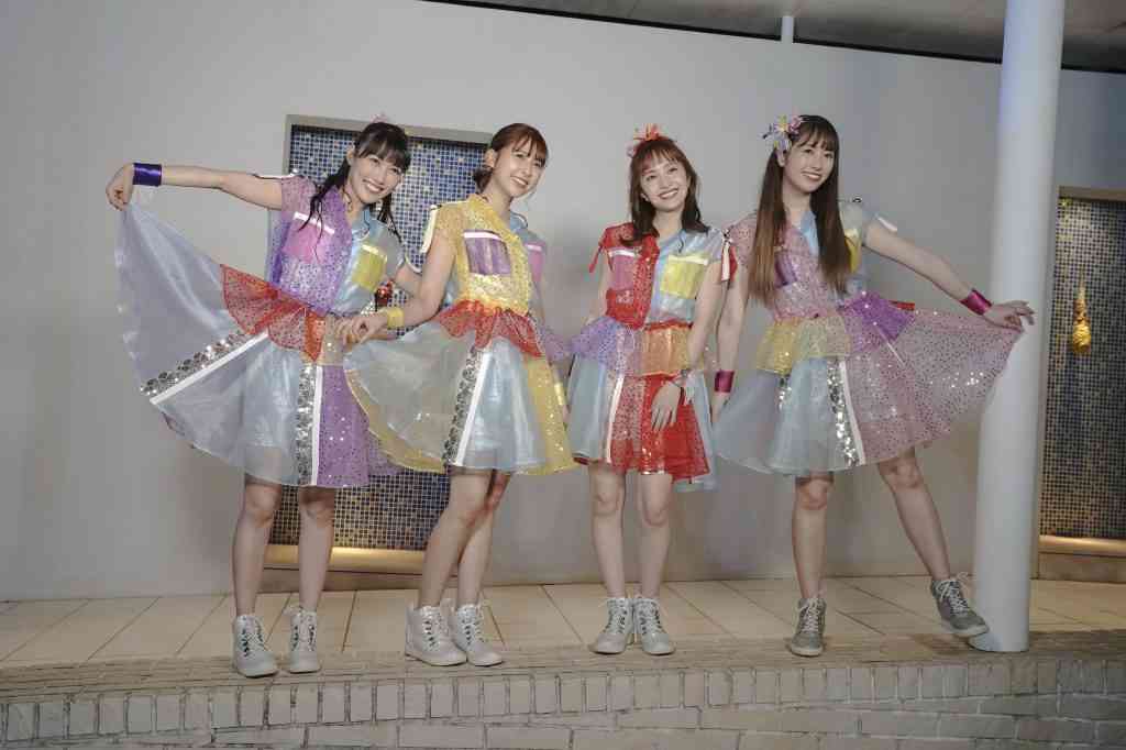 女性アイドルの夏衣装がみたい！