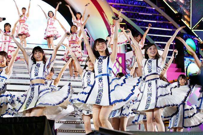 女性アイドルの夏衣装がみたい！