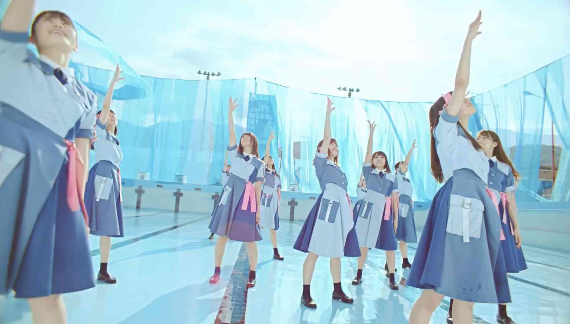 女性アイドルの夏衣装がみたい！