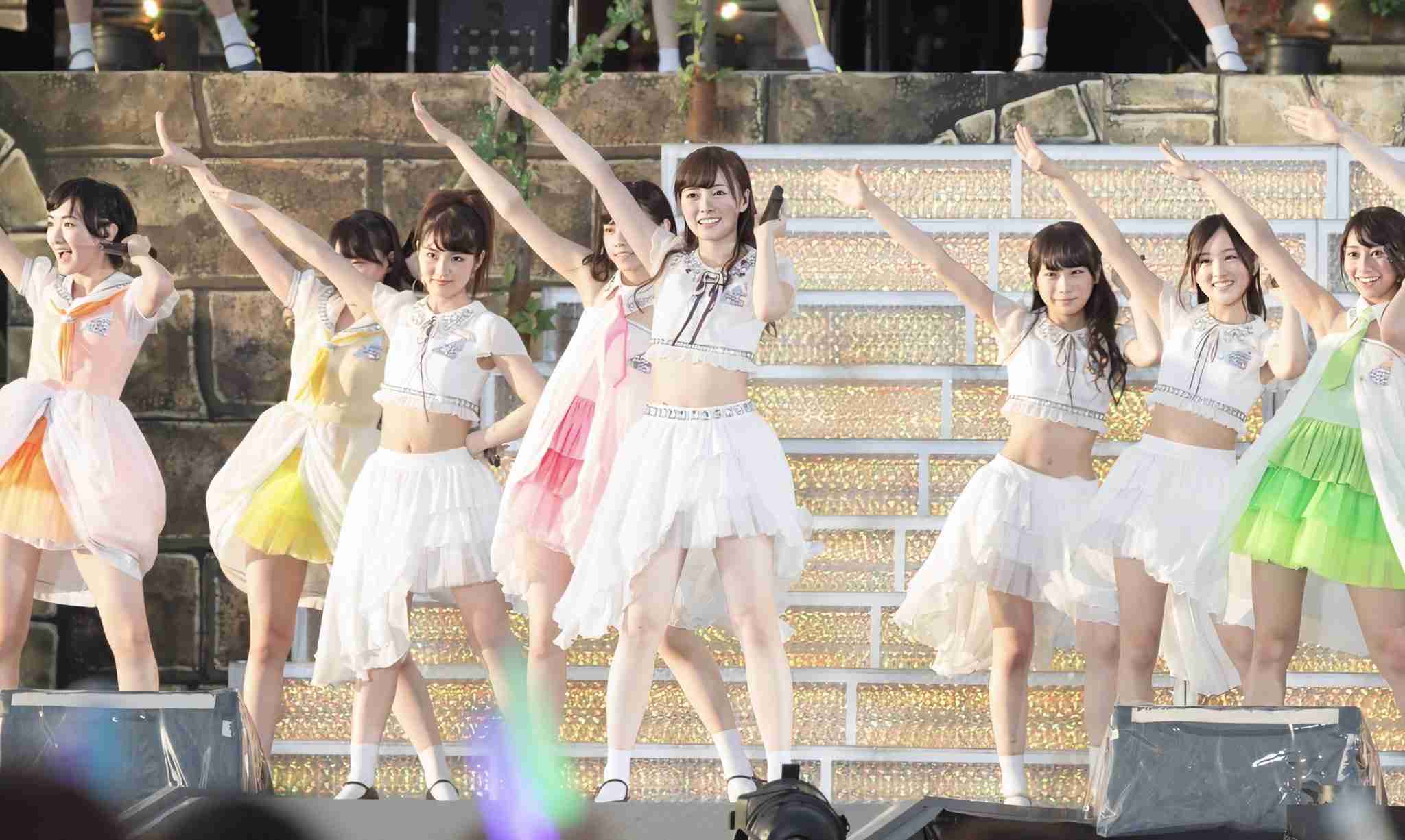 女性アイドルの夏衣装がみたい！