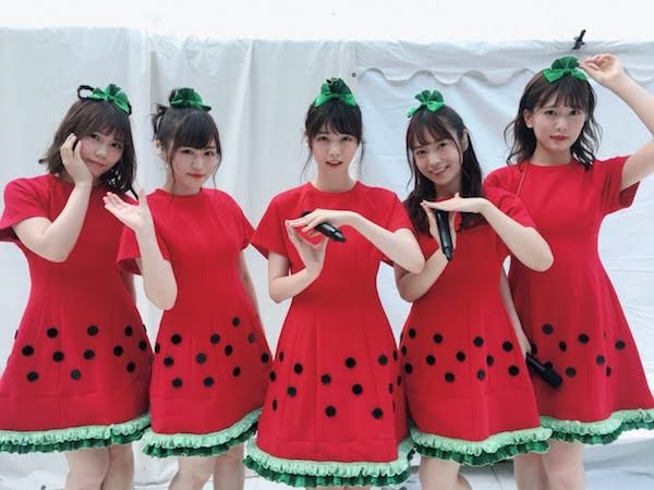 女性アイドルの夏衣装がみたい！