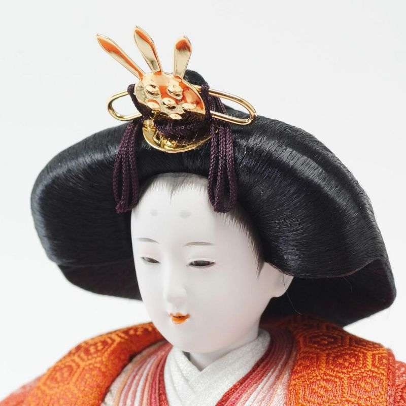 顔のパーツが全て小さい人