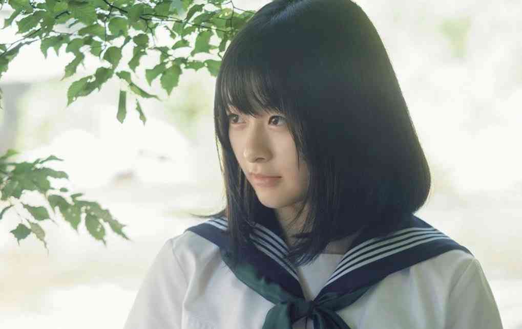 森七菜1st写真集、予約殺到で発売前に緊急重版