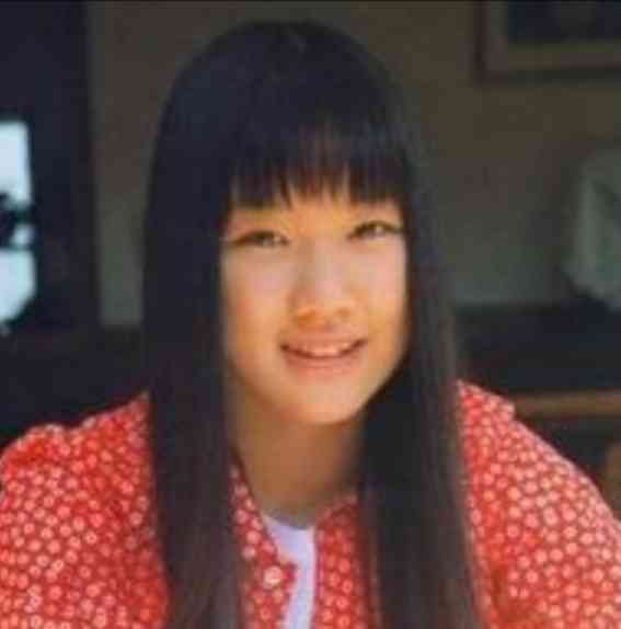 誕生日の蒼井優、夫・山里亮太ライブに駆け付けたラブラブ姿