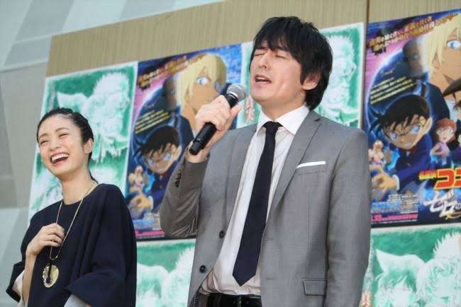 一度聴いたら忘れない唯一無二の歌声だと思うアーティスト