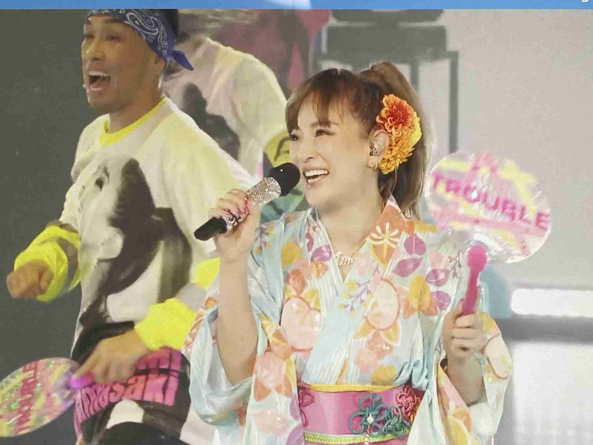 浜崎あゆみ公式ツイッターでファンにお願い「プライベート情報のSNS発信どうか控えて」