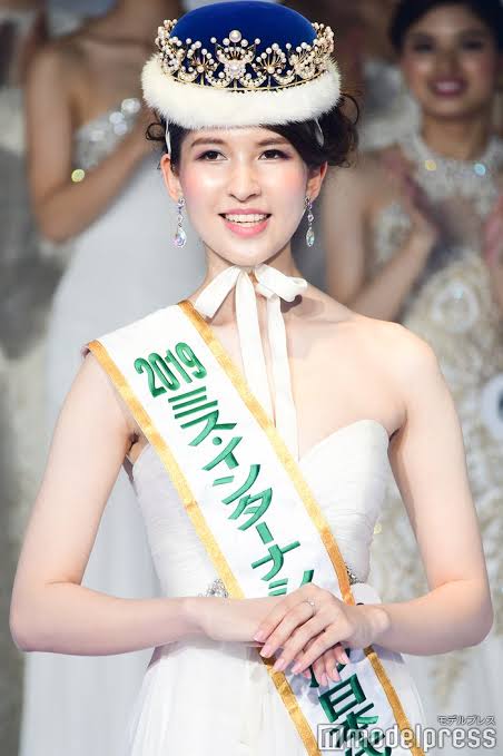 岡田眞澄さんの長女・岡田朋峰さん、「セント・フォース」所属「アナウンサーとして活躍できるよう日々まい進」