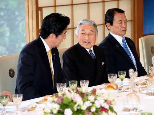 「消費増税中核に」 政府税調、財政悪化を懸念