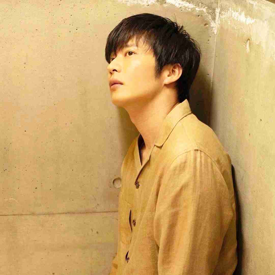 あざとい! 田中圭のフェイスシールド越しの上目遣いにファン歓喜