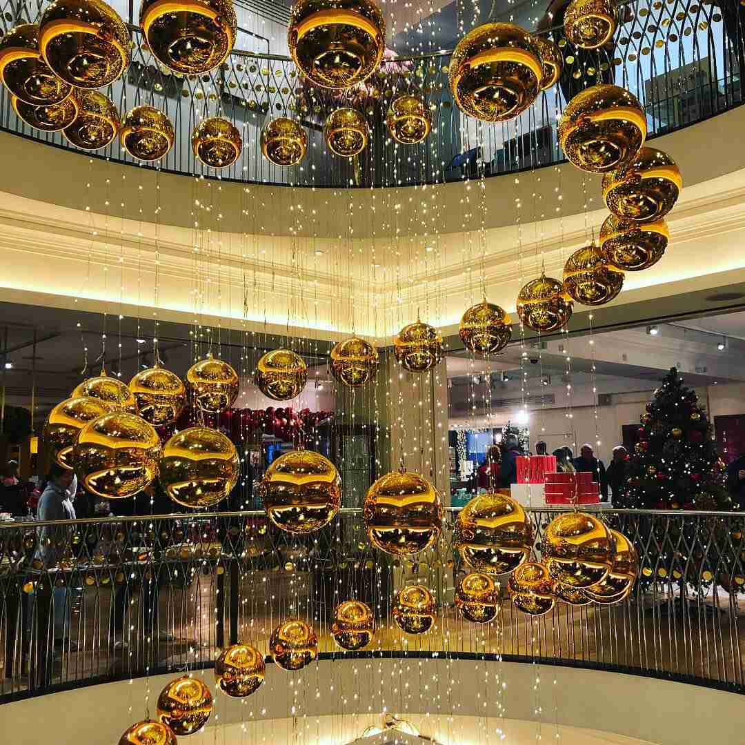 スマホに入ってる旅先の写真見せてください