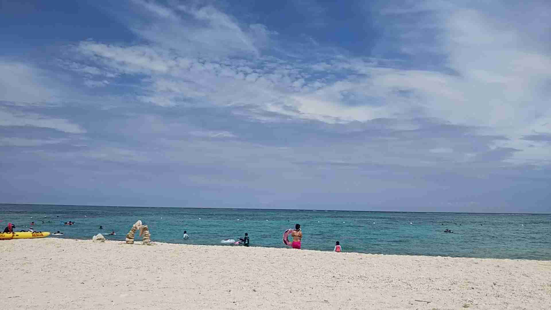 スマホに入ってる旅先の写真見せてください