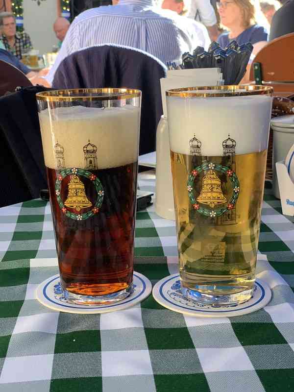 スマホに入ってる旅先の写真見せてください