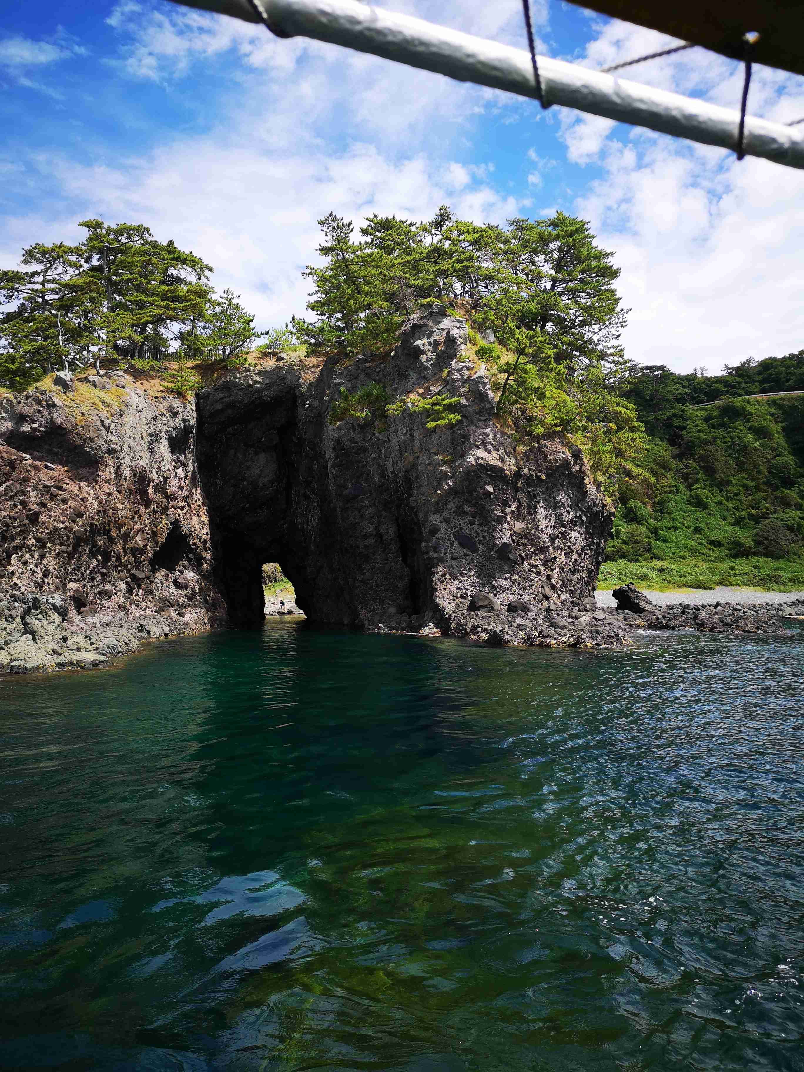 スマホに入ってる旅先の写真見せてください